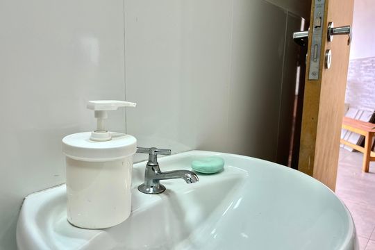 Banheiro Fundos de casa à venda com 3 quartos, 378m² em Cidade Vargas, São Paulo