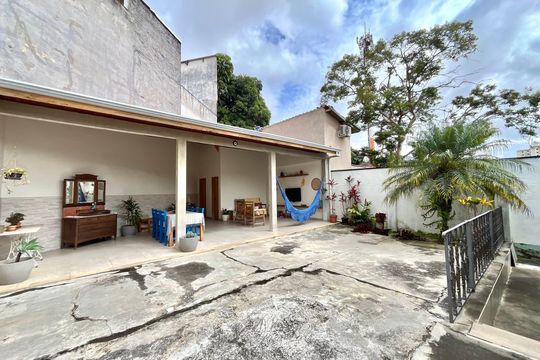 Quintal de casa à venda com 3 quartos, 378m² em Cidade Vargas, São Paulo