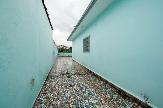 Área externa de casa à venda com 2 quartos, 104m² em Parque Boturussu, São Paulo