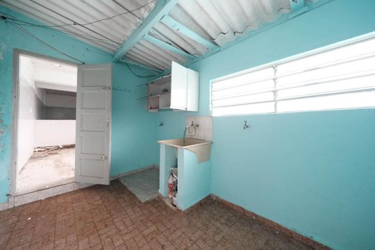Cozinha e Área de Serviço de casa à venda com 2 quartos, 104m² em Parque Boturussu, São Paulo