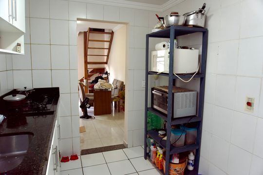 Cozinha de apartamento à venda com 2 quartos, 97m² em Camargos, Belo Horizonte