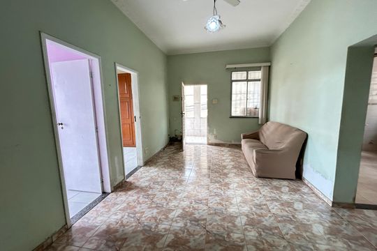 Sala de casa à venda com 2 quartos, 50m² em Piedade, Rio de Janeiro