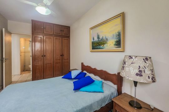 Quarto 2 de apartamento para alugar com 2 quartos, 93m² em Centro, Jacareí