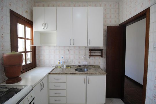 Cozinha de apartamento à venda com 3 quartos, 86m² em Jardim São Pedro, Porto Alegre