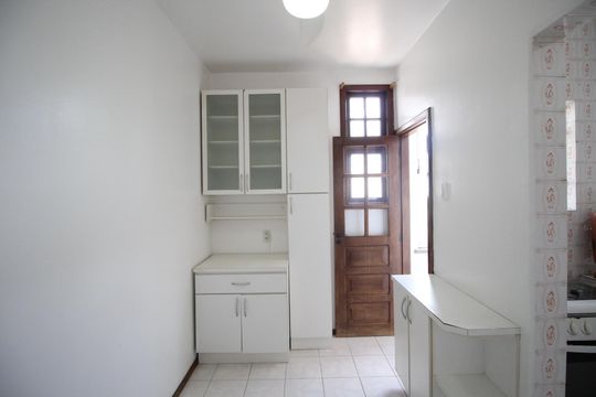 Cozinha de apartamento à venda com 3 quartos, 86m² em Jardim São Pedro, Porto Alegre