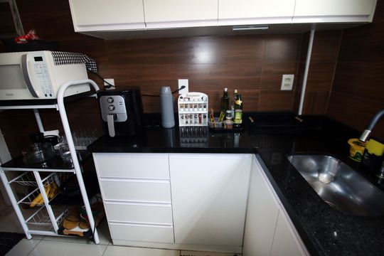 Cozinha de apartamento à venda com 3 quartos, 90m² em Olaria, Rio de Janeiro