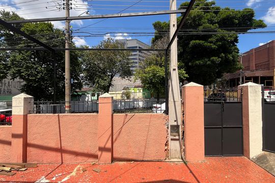 Casa à venda com 3 quartos, 327m² em Botafogo, Campinas