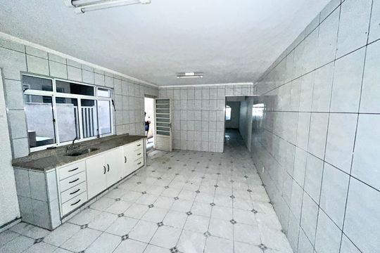 Casa para alugar com 4 quartos, 300m² em Lauzane Paulista, São Paulo
