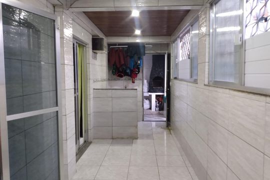 Área externa de apartamento à venda com 2 quartos, 48m² em Olaria, Rio de Janeiro