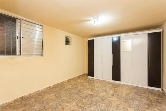 Quarto de casa para alugar com 1 quarto, 55m² em Itaquera, São Paulo