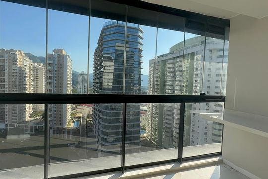 Varanda de apartamento à venda com 3 quartos, 98m² em Recreio dos Bandeirantes, Rio de Janeiro