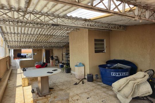 Area de Serviço e Churrasqueira de casa à venda com 3 quartos, 134m² em Vila Rosalia, Guarulhos