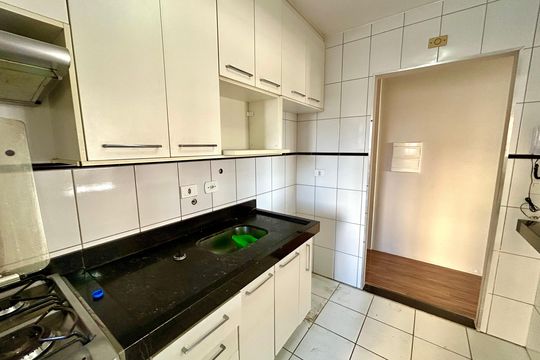 Cozinha de apartamento à venda com 3 quartos, 63m² em Jardim Flor da Montanha, Guarulhos