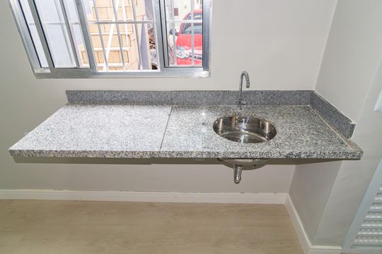 Detalhe - Cozinha de casa para alugar com 1 quarto, 40m² em Jardim Analia Franco, São Paulo