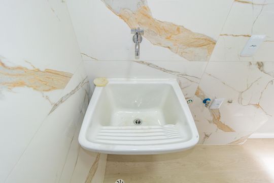 Detalhe - Área de Serviço de casa para alugar com 1 quarto, 40m² em Jardim Analia Franco, São Paulo