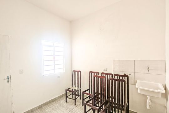 Área de Serviço de casa para alugar com 3 quartos, 195m² em Jardim dos Lagos, São Paulo