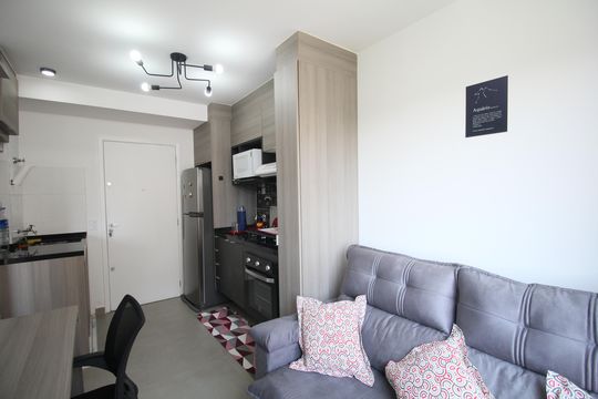 Sala de apartamento à venda com 1 quarto, 24m² em Paraíso do Morumbi, São Paulo