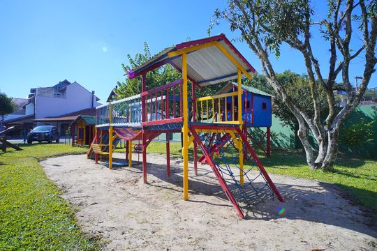 Área comum - Playground de casa de condomínio à venda com 3 quartos, 253m² em Cavalhada, Porto Alegre
