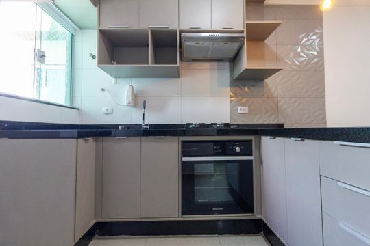 Cozinha de apartamento para alugar com 2 quartos, 36m² em Cidade Patriarca, São Paulo