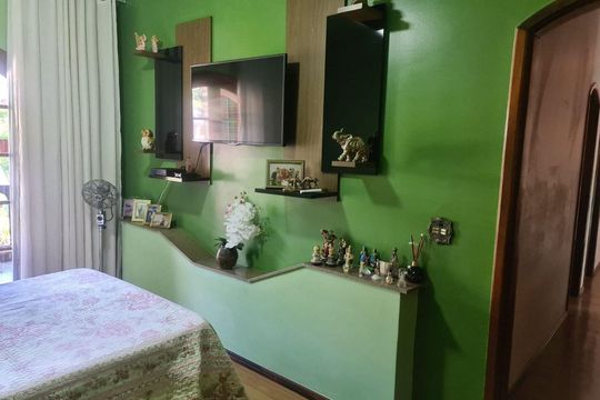 Casa à venda com 3 quartos, 150m² em Piedade, Rio de Janeiro