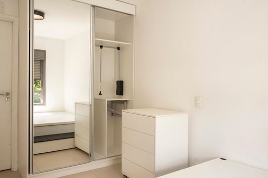 Suíte de apartamento para alugar com 1 quarto, 72m² em Mirandópolis, São Paulo