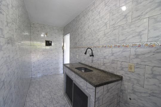 Cozinha de apartamento à venda com 2 quartos, 48m² em Taquara, Rio de Janeiro