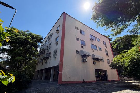 Fachada de apartamento à venda com 2 quartos, 48m² em Taquara, Rio de Janeiro