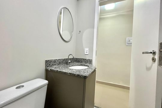 Banheiro de apartamento à venda com 1 quarto, 24m² em Vila da Saúde, São Paulo
