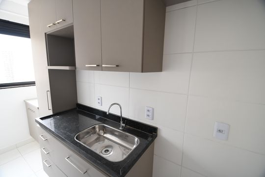 Cozinha de apartamento para alugar com 1 quarto, 51m² em Centro, Campinas