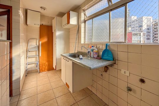 Apartamento para alugar com 3 quartos, 174m² em Paraíso, São Paulo