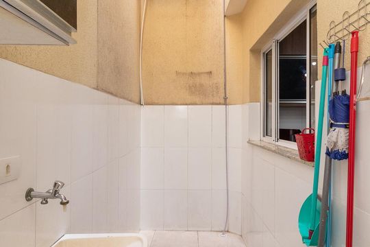 Área de Serviço de casa de condomínio à venda com 2 quartos, 83m² em Vila Araguaia, São Paulo