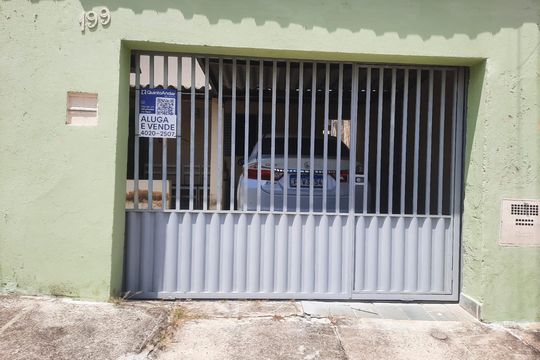 Plaquinha de casa à venda com 2 quartos, 150m² em Conjunto Habitacional Parque Itajai, Campinas