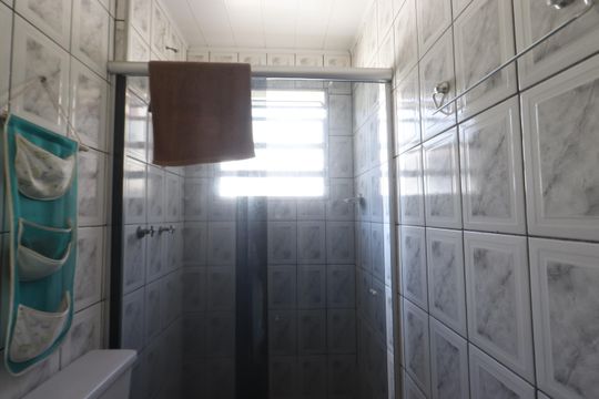 Banheiro de apartamento à venda com 2 quartos, 45m² em Vila Bancaria, São Paulo
