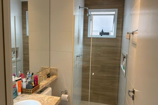Banheiro de apartamento para alugar com 3 quartos, 91m² em Jardim Paraiso, São Paulo