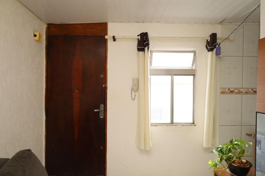 Sala de apartamento para alugar com 2 quartos, 46m² em Itaquera, São Paulo