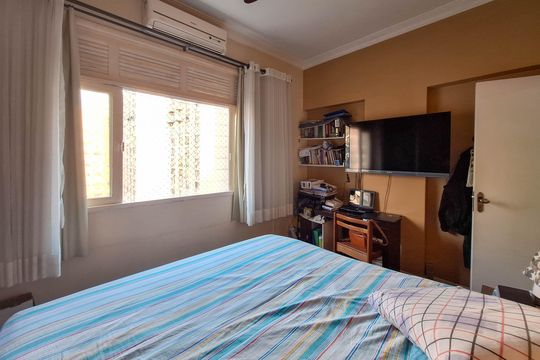 Quarto 1 de apartamento à venda com 3 quartos, 110m² em Ingá, Niterói