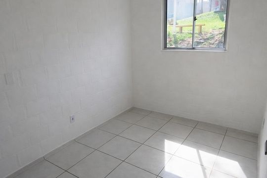 Quarto de apartamento à venda com 2 quartos, 39m² em Campo Novo, Porto Alegre