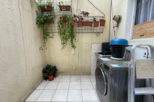 Quintal de casa de condomínio à venda com 3 quartos, 170m² em Jardim Cláudia, São Paulo