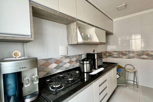 Cozinha de apartamento à venda com 2 quartos, 104m² em Jardim Nova Europa, Campinas
