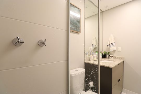 Banheiro da Suíte de apartamento à venda com 2 quartos, 67m² em Barra Funda, São Paulo