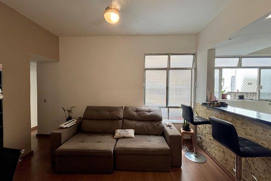 Apartamento à venda com 2 quartos, 64m² em Leme, Rio de Janeiro