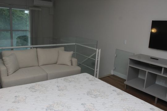 Suíte de apartamento à venda com 1 quarto, 62m² em Jardim Goiás, Goiânia