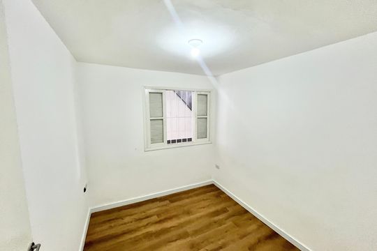 Quarto 1 de casa à venda com 7 quartos, 210m² em Vila Santa Maria, São Paulo