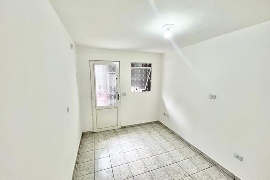 Casa à venda com 7 quartos, 210m² em Vila Santa Maria, São Paulo
