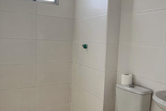 Banheiro de apartamento para alugar com 2 quartos, 42m² em Valentina Figueiredo, Ribeirão Preto
