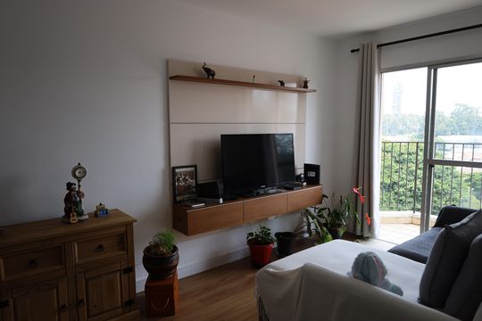 Apartamento à venda com 2 quartos, 56m² em Jardim Umuarama, São Paulo