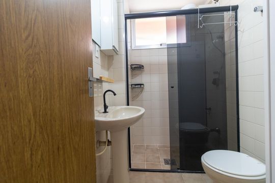 Banheiro Social de apartamento à venda com 1 quarto, 50m² em Centro, Campinas