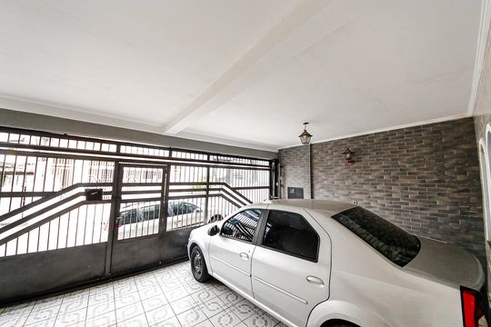 Casa à venda com 3 quartos, 110m² em Jardim Nice, São Paulo