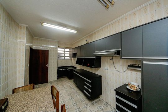 Casa à venda com 3 quartos, 110m² em Jardim Nice, São Paulo