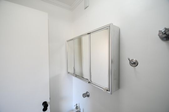 Banheiro de serviço de apartamento para alugar com 2 quartos, 88m² em Vila Rossi Borghi E Siqueira, Campinas